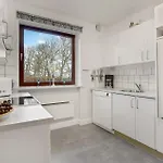 Three-bedroom In Holiday home Hojer