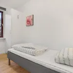 Holiday home Three-bedroom In