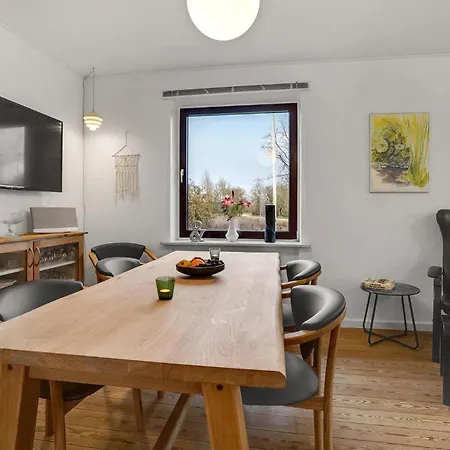 Nyaraló Three-bedroom In *