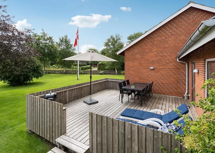 Dom wakacyjny Three-bedroom In Højer